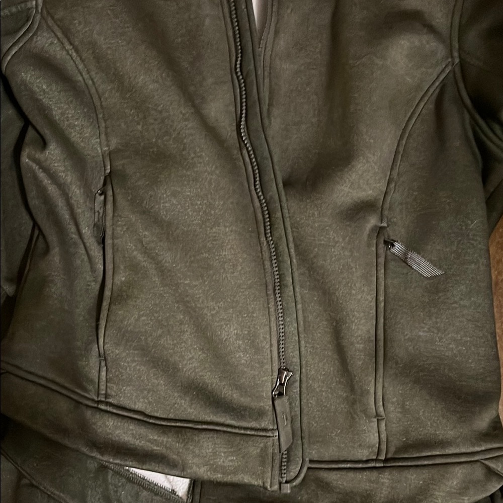 The North Face Olive Green Women's Jacket - Picture 12 of 12